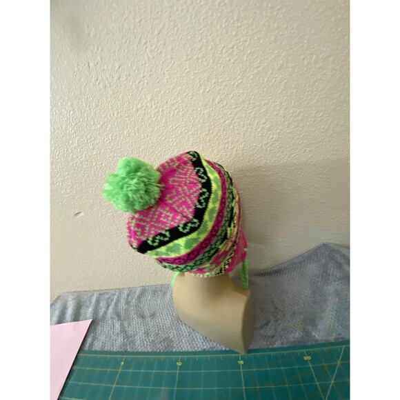 Peruvian Chullo hat Neon Florescent Green Pom - Picture 13 of 14